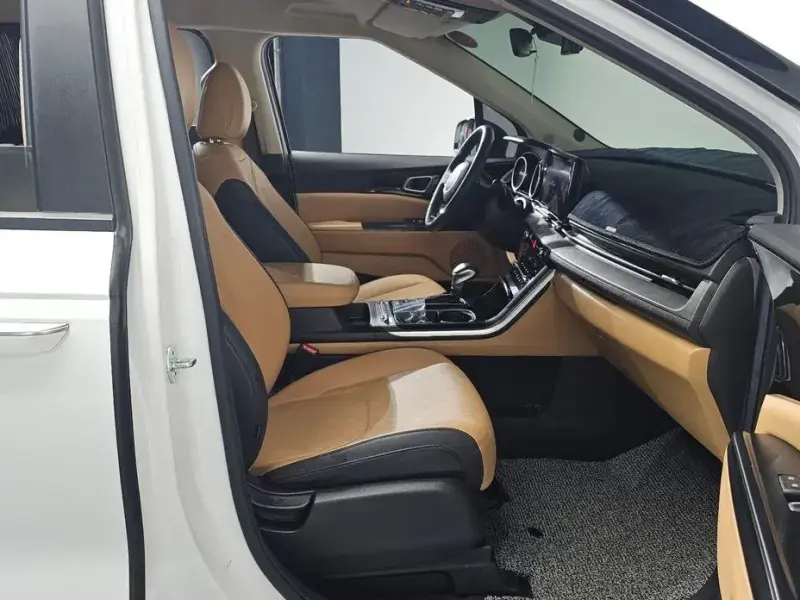 2022 Kia Carnival с пробегом 59 673 км