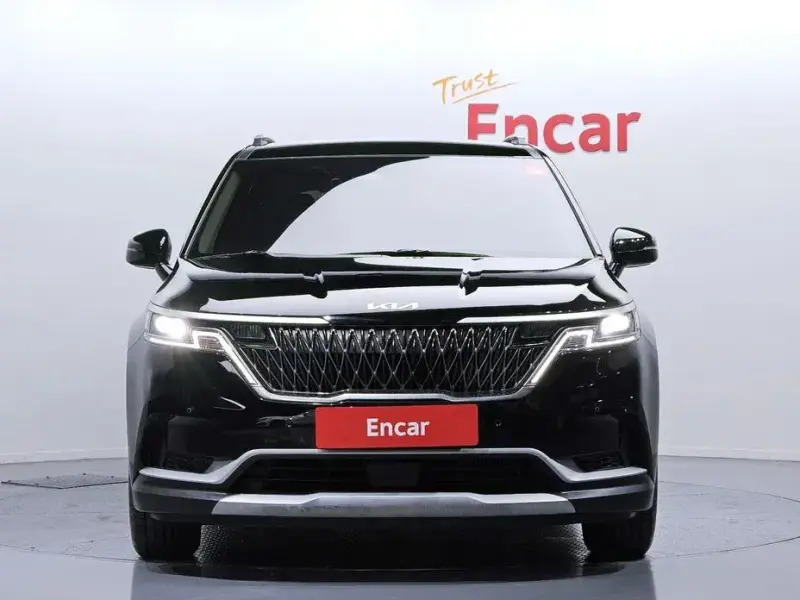 2023 Kia Carnival с пробегом 135 524 км
