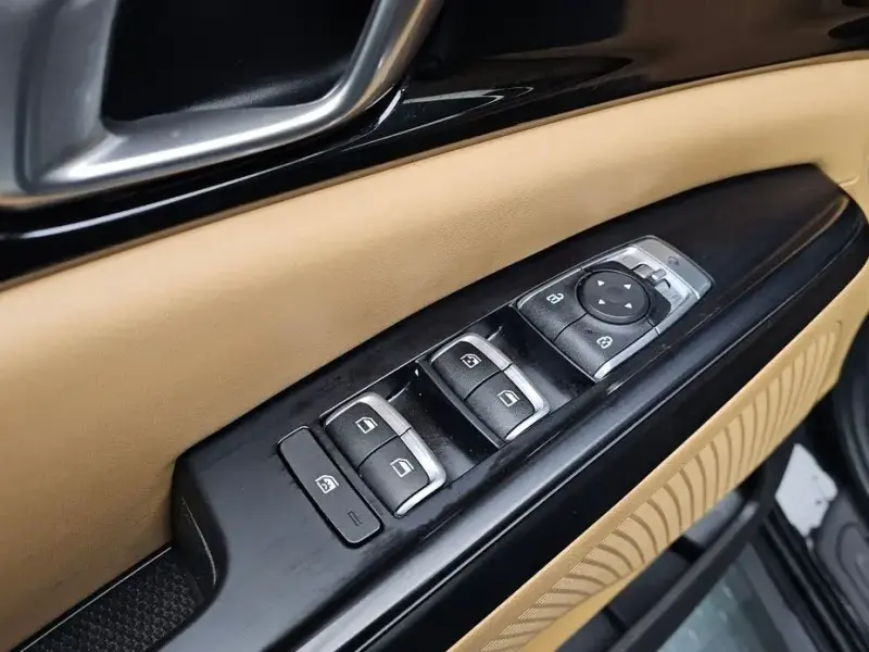 2023 Kia Carnival с пробегом 135 524 км