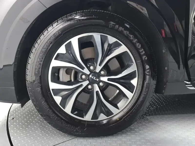 2022 Kia Carnival с пробегом 94 322 км
