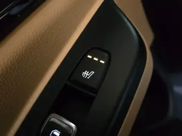 2023 Kia Carnival с пробегом 59 476 км