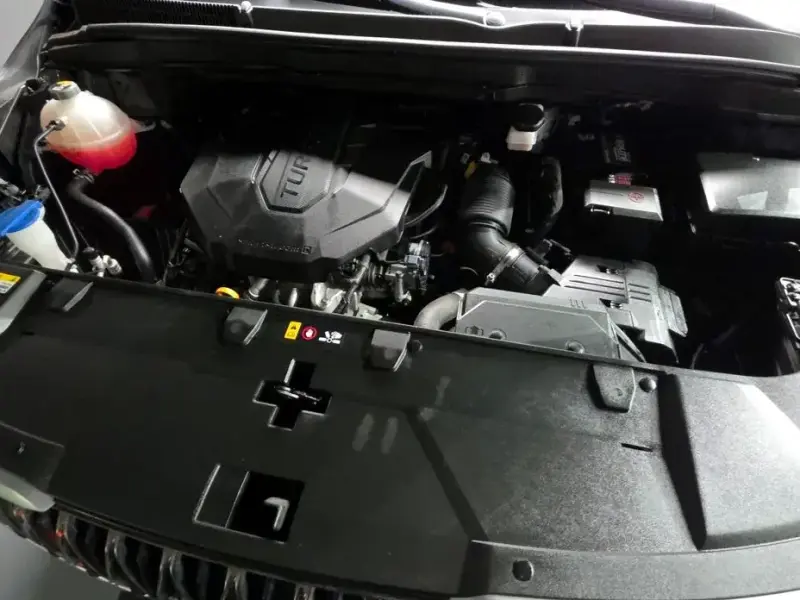 2022 Kia Carnival с пробегом 75 299 км