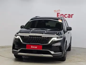 2021 Kia Carnival с пробегом 21 045 км