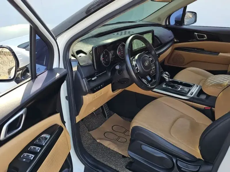 2021 Kia Carnival с пробегом 110 289 км