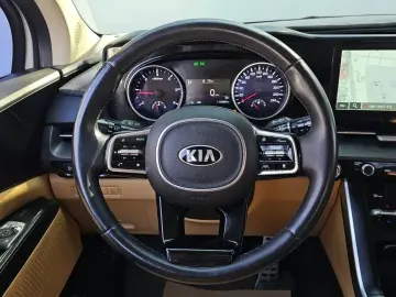 2021 Kia Carnival с пробегом 110 289 км