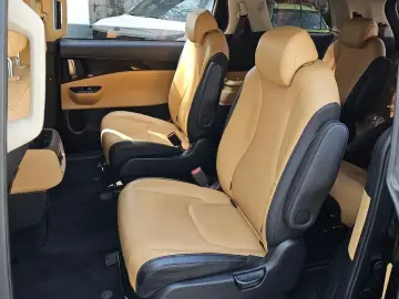 2021 Kia Carnival с пробегом 132 890 км
