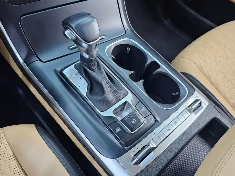 2021 Kia Carnival с пробегом 21 045 км