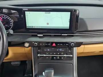 2021 Kia Carnival с пробегом 21 045 км