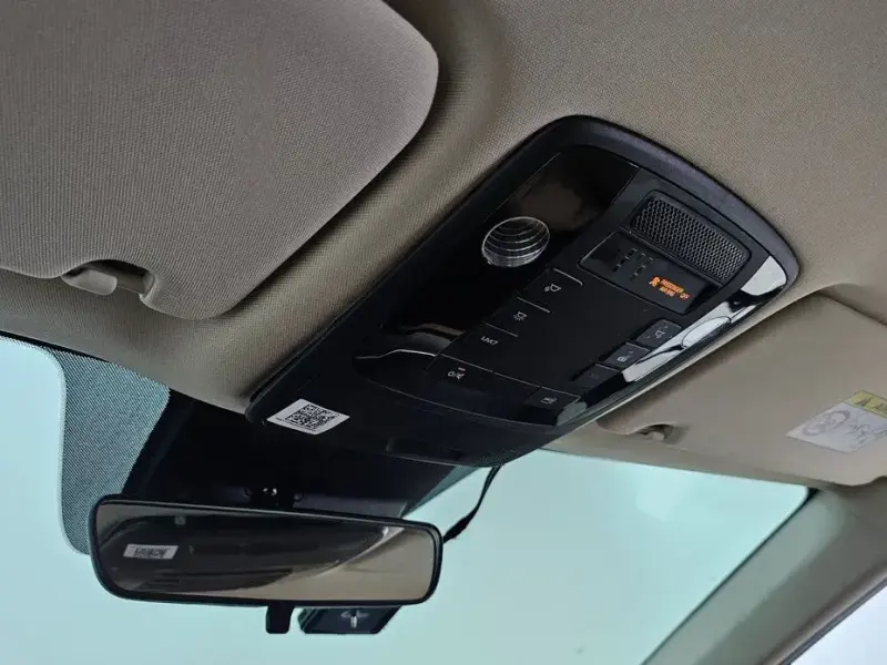 2021 Kia Carnival с пробегом 21 045 км