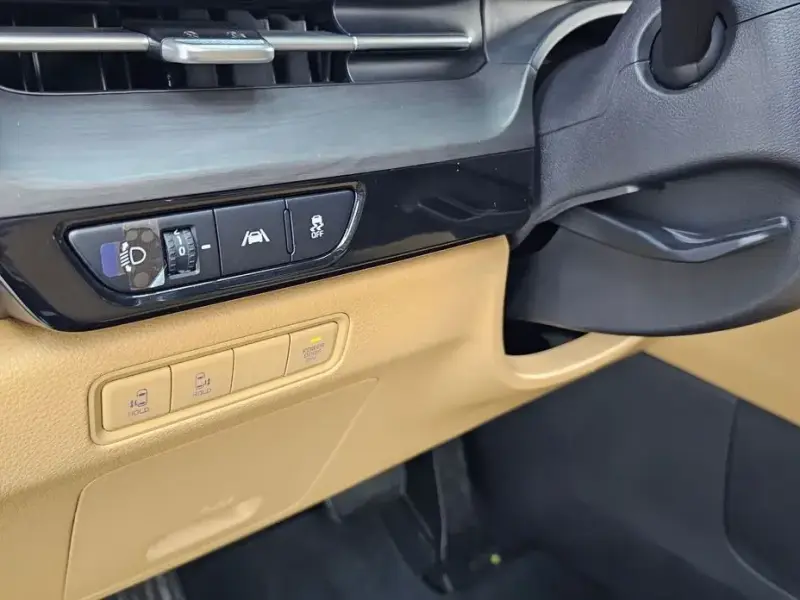 2021 Kia Carnival с пробегом 21 045 км