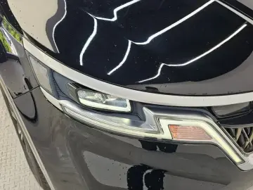 2021 Kia Carnival с пробегом 21 045 км