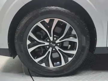 2021 Kia Carnival с пробегом 49 479 км