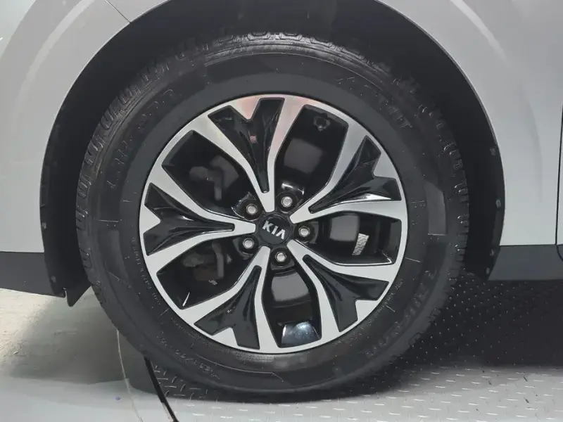 2021 Kia Carnival с пробегом 49 479 км