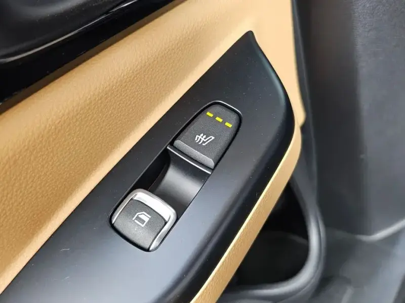 2021 Kia Carnival с пробегом 21 045 км