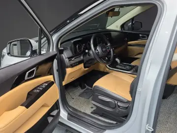 2021 Kia Carnival с пробегом 49 479 км