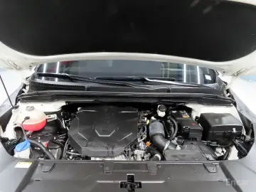 2023 Kia Carnival с пробегом 124 251 км