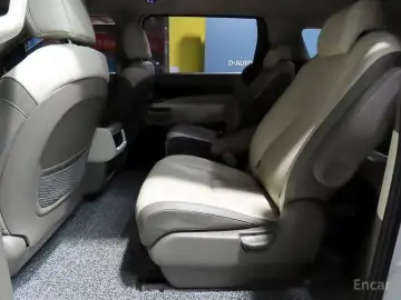 2023 Kia Carnival с пробегом 124 251 км