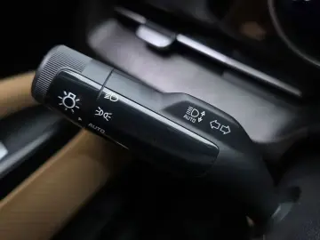 2021 Kia Carnival с пробегом 15 385 км