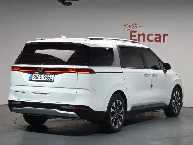 2021 Kia Carnival с пробегом 74 848 км