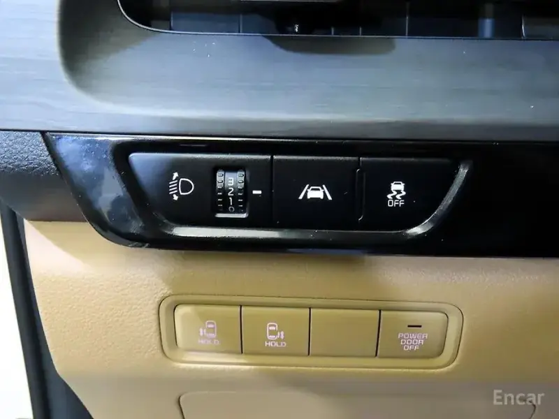 2021 Kia Carnival с пробегом 164 543 км