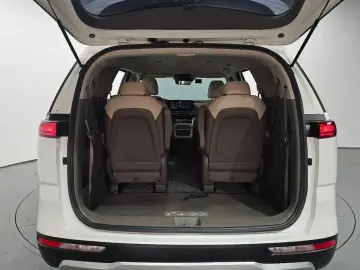 2022 Kia Carnival с пробегом 58 729 км