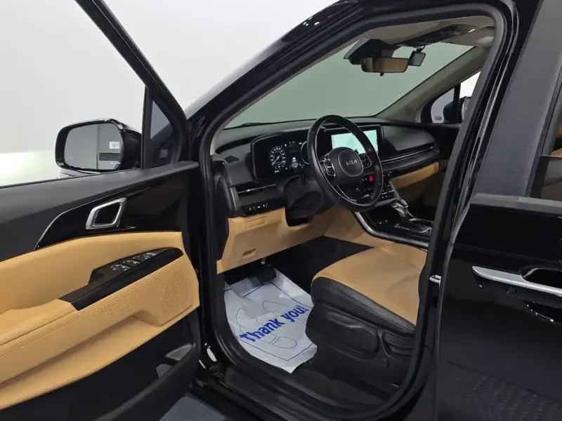 2022 Kia Carnival с пробегом 35 136 км