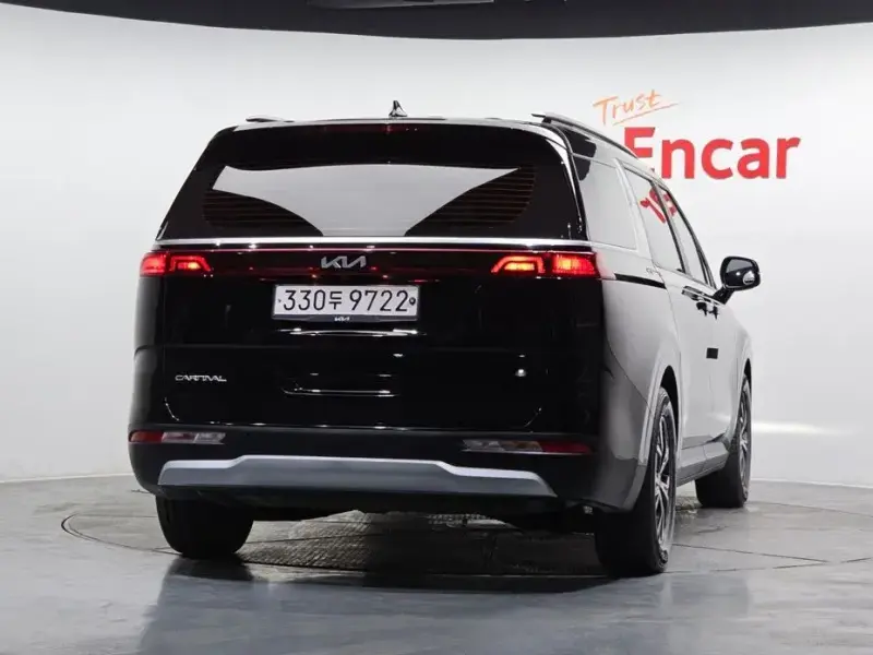 2022 Kia Carnival с пробегом 47 665 км