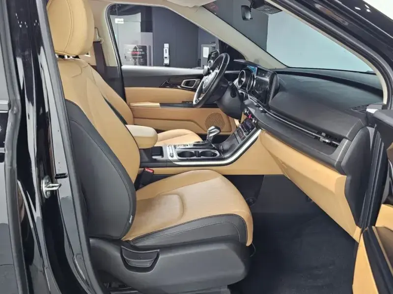2022 Kia Carnival с пробегом 47 665 км