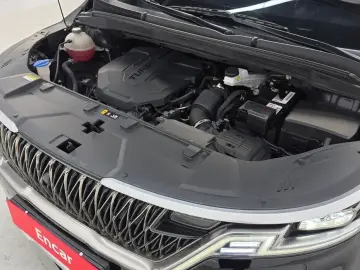 2022 Kia Carnival с пробегом 111 597 км