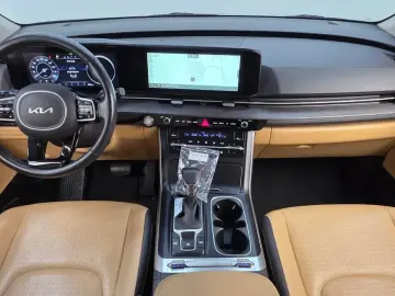 2022 Kia Carnival с пробегом 111 597 км