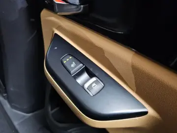 2022 Kia Carnival с пробегом 47 665 км