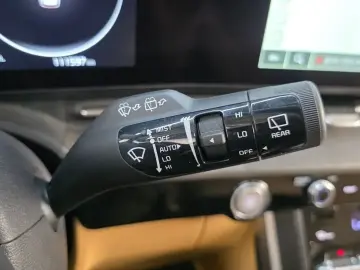 2022 Kia Carnival с пробегом 111 597 км
