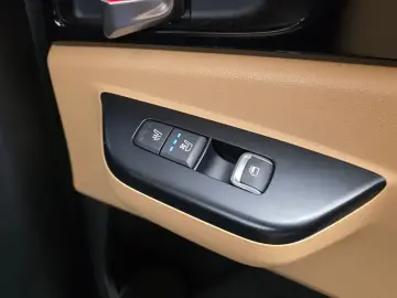 2022 Kia Carnival с пробегом 111 597 км