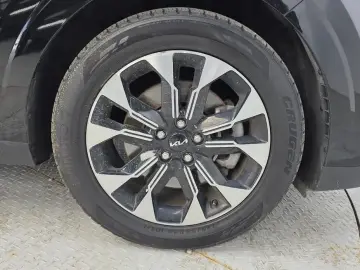 2022 Kia Carnival с пробегом 111 597 км