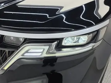 2022 Kia Carnival с пробегом 111 597 км