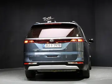 2021 Kia Carnival с пробегом 64 899 км