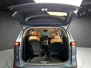 2021 Kia Carnival с пробегом 91 353 км