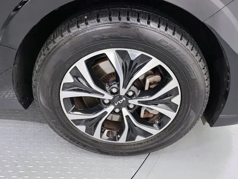 2023 Kia Carnival с пробегом 78 020 км