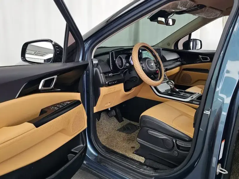 2021 Kia Carnival с пробегом 64 899 км