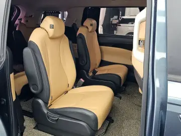 2021 Kia Carnival с пробегом 64 899 км