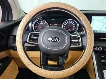 2021 Kia Carnival с пробегом 64 899 км