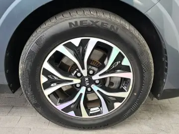 2021 Kia Carnival с пробегом 64 899 км