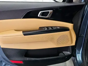 2021 Kia Carnival с пробегом 64 899 км