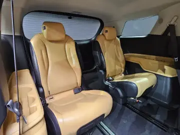2022 Kia Carnival с пробегом 62 182 км