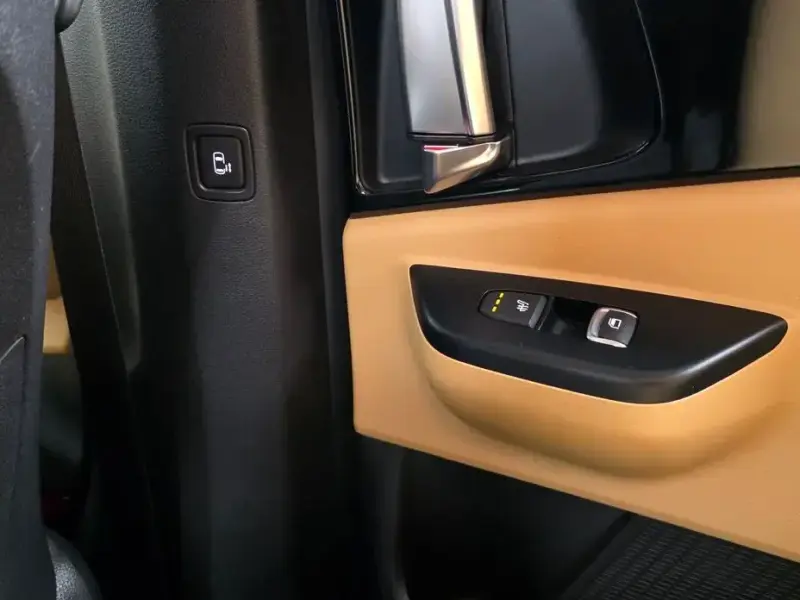 2021 Kia Carnival с пробегом 68 211 км