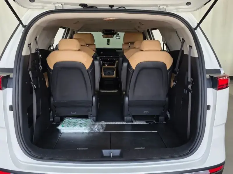2021 Kia Carnival с пробегом 68 211 км