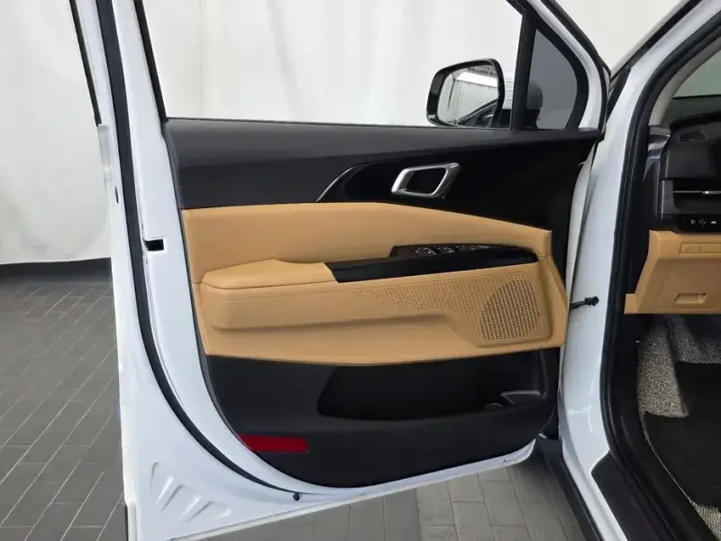 2021 Kia Carnival с пробегом 68 211 км