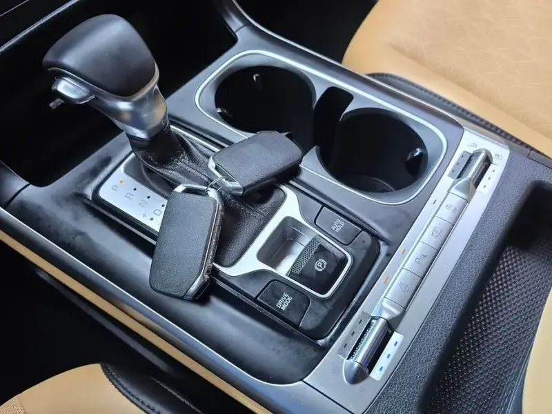 2022 Kia Carnival с пробегом 15 515 км