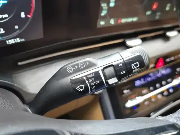 2022 Kia Carnival с пробегом 15 515 км