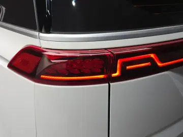 2022 Kia Carnival с пробегом 15 515 км